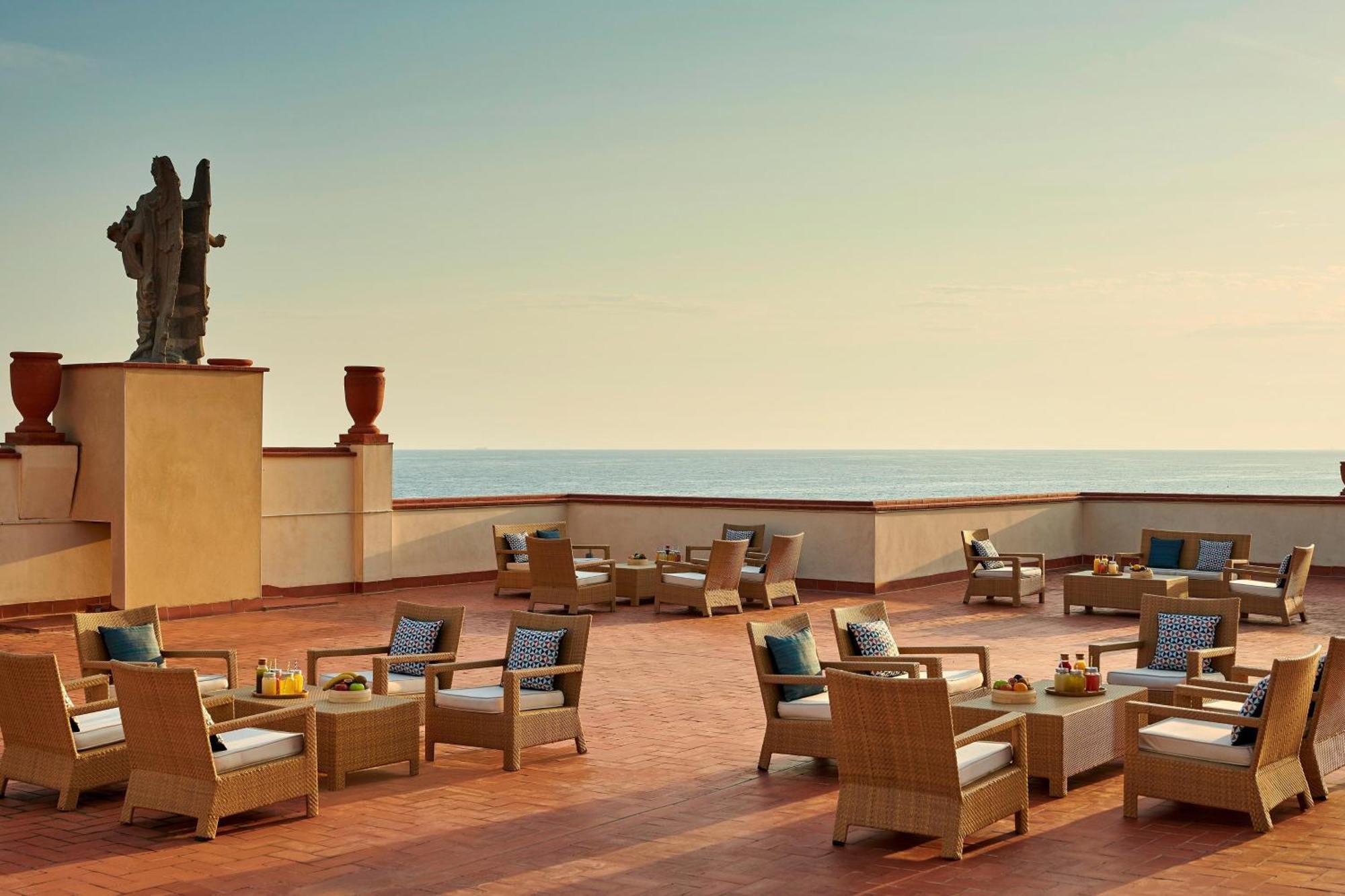 Le Meridien Ra Beach Hotel And Spa Ел Вендрел Екстериор снимка