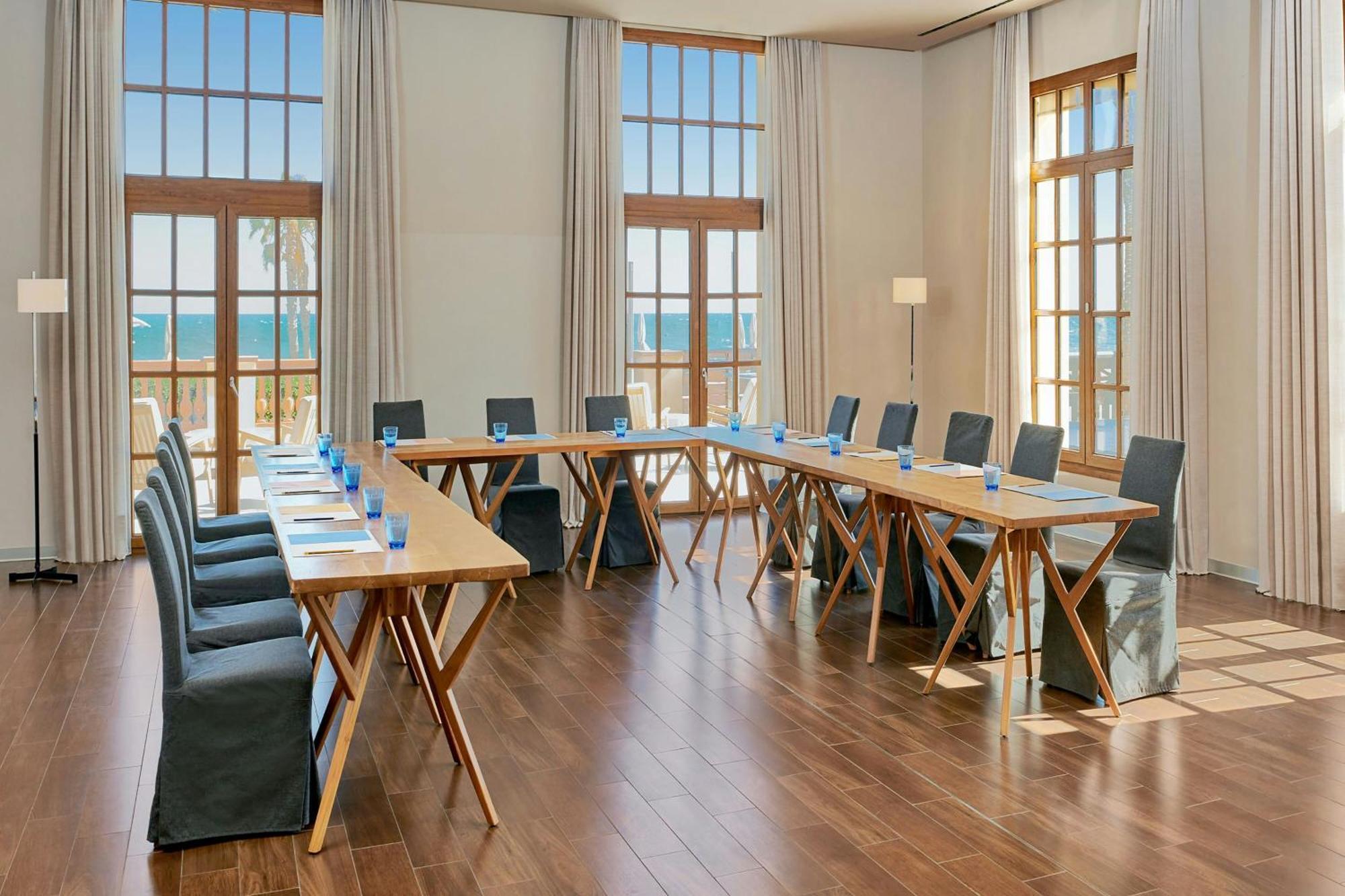 Le Meridien Ra Beach Hotel And Spa Ел Вендрел Екстериор снимка