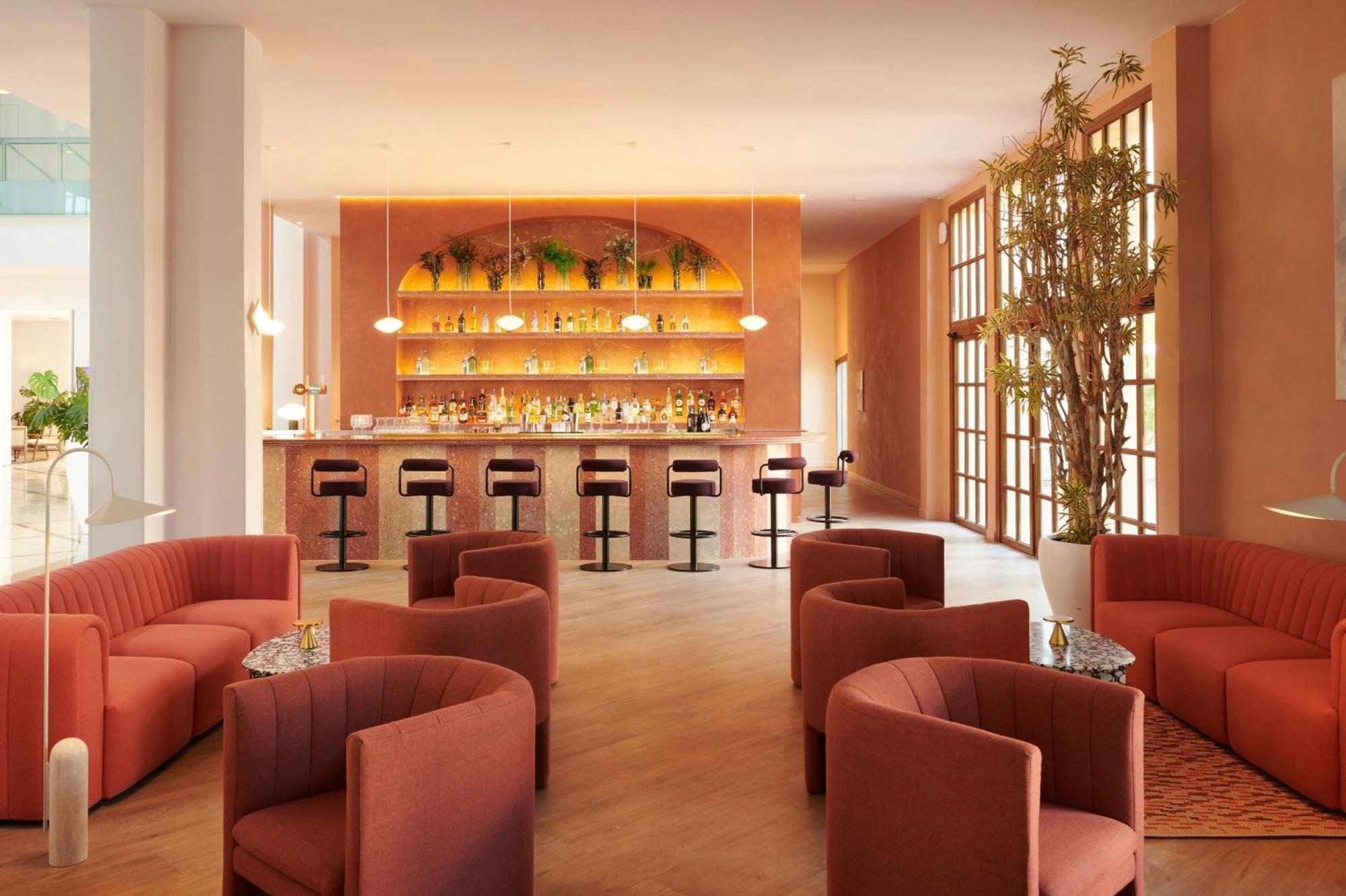 Le Meridien Ra Beach Hotel And Spa Ел Вендрел Екстериор снимка